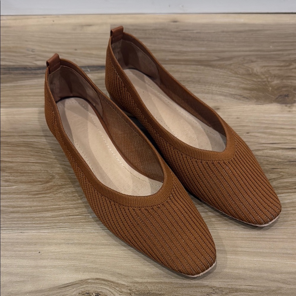 TIJM Elegant Brown Women's Flats shoes size 8